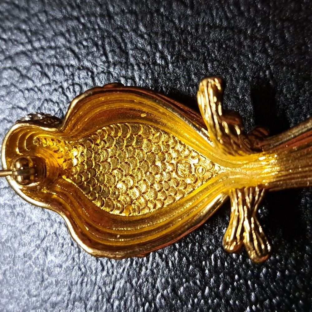 Vintage Swarovski Parrot Brooch - Picture 6 of 6